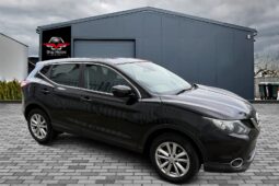 
										Nissan Qashqai 1.2L Auto full									