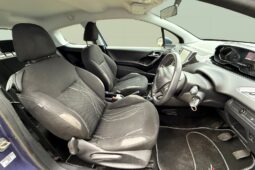 
										Peugeot 208 1.2L full									