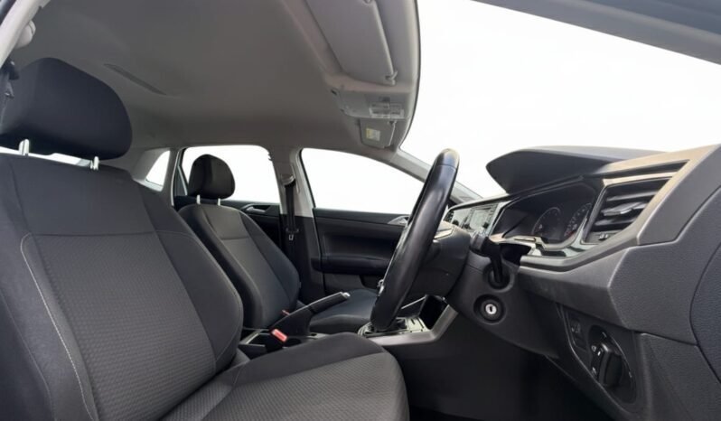 
								Volkswagen Polo 1.6L TDI full									