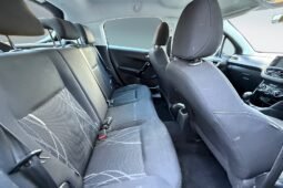 
										Peugeot 208 1.2L full									