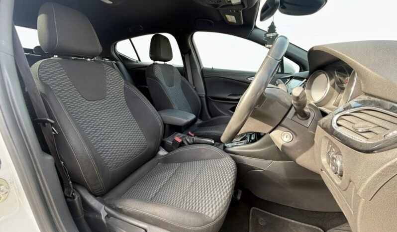 
								Vauxhall Astra 1.4 L Automatic full									