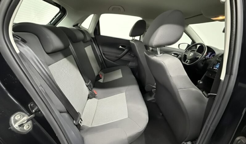 
								Volkswagen Polo 1.2L Petrol full									