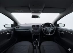 
										Volkswagen Polo 1.0L Manual full									