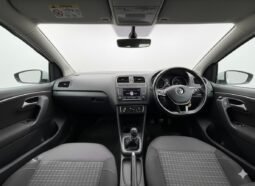 
										Volkswagen Polo 1.0L full									