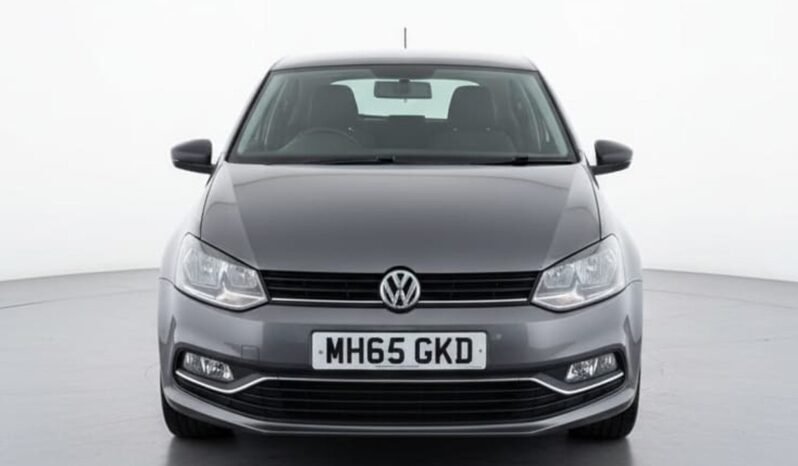 
								Volkswagen Polo 1.0L Manual full									