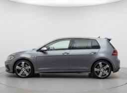 
										Volkswagen Golf R 2.0 Petrol full									