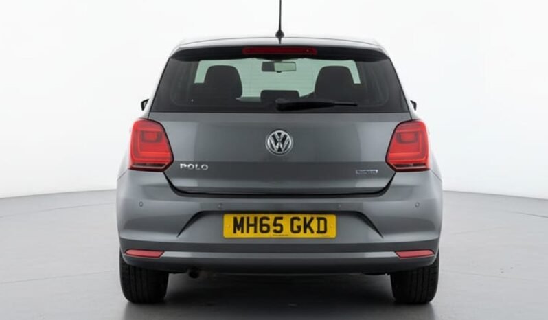 
								Volkswagen Polo 1.0L Manual full									