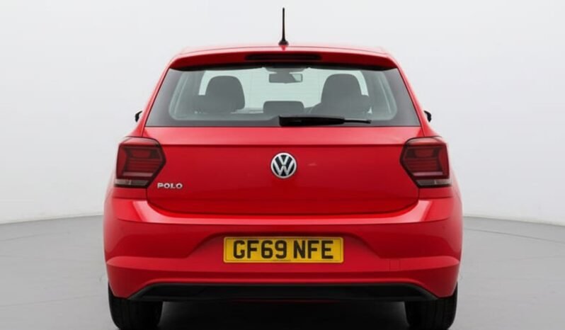 
								Volkswagen Polo 1.0L full									