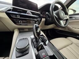 
										Bmw 5 Series M SPORT full									