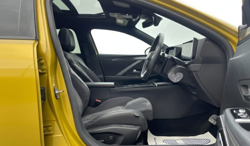 
								Vauxhall Astra 2023 full									