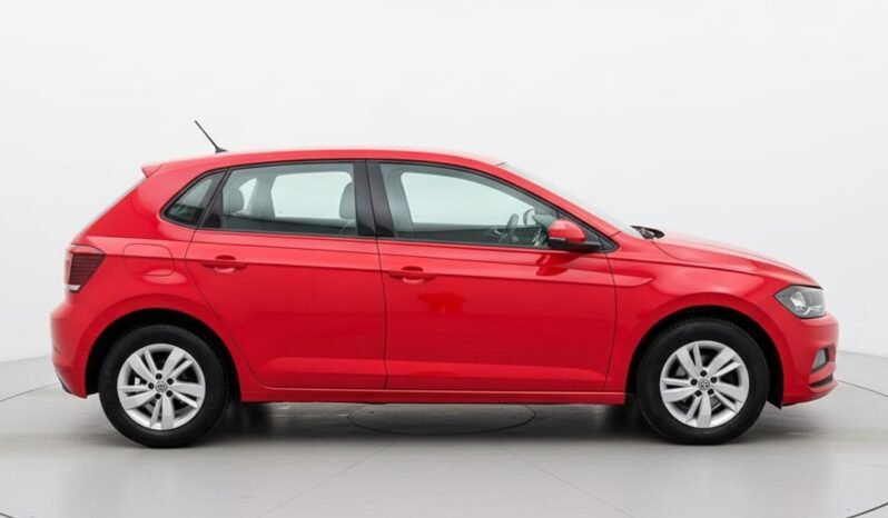 
								Volkswagen Polo 1.0L full									