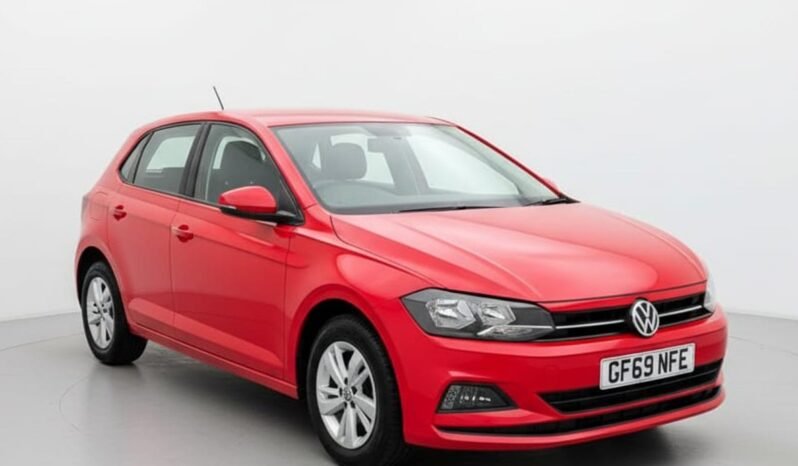 
								Volkswagen Polo 1.0L full									
