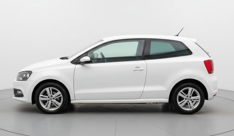 
								Volkswagen Polo 1.0L full									