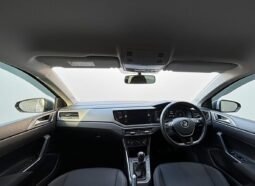 
										Volkswagen Polo 1.0 Grey Petrol full									